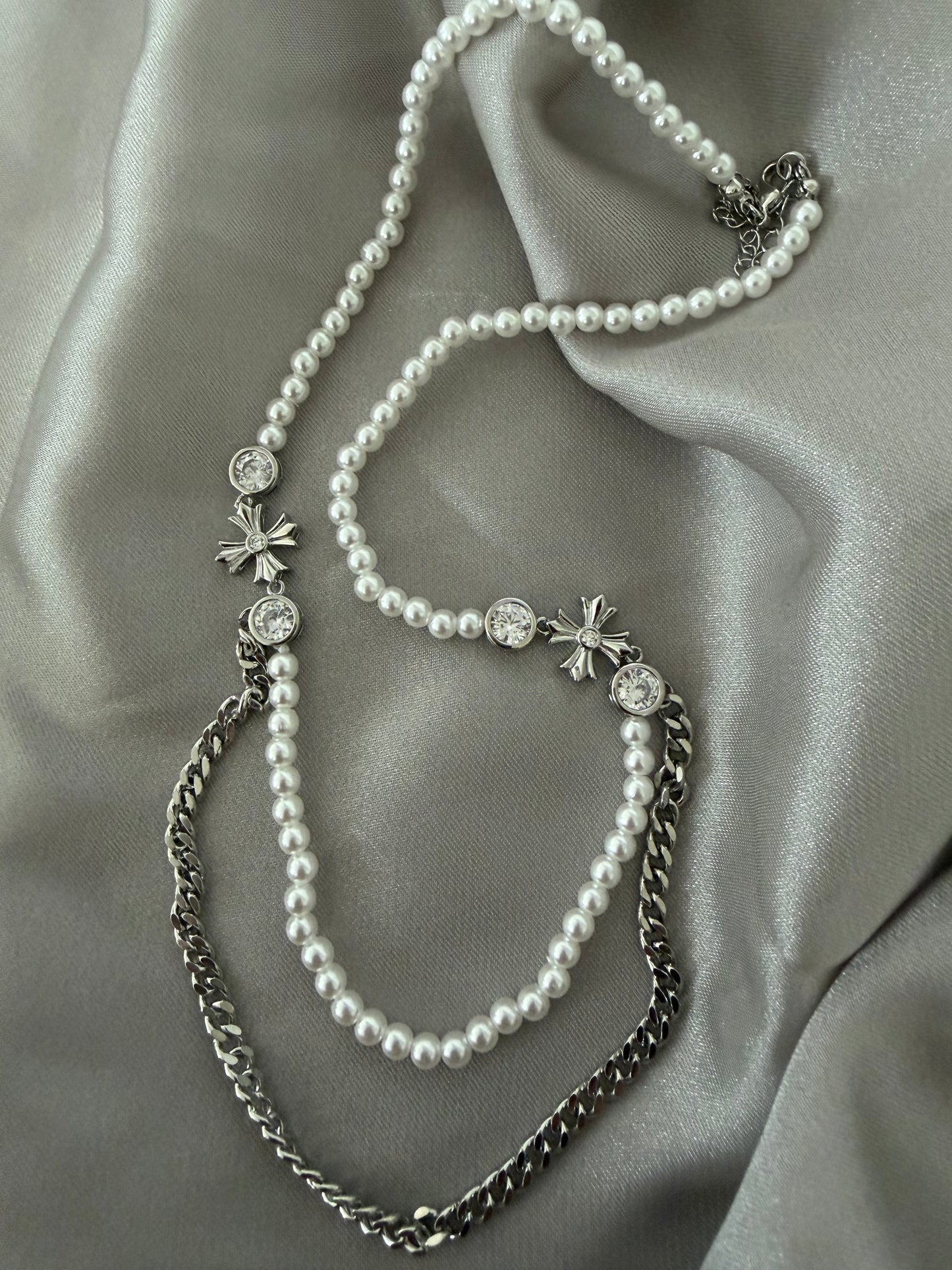 Lila Necklace
