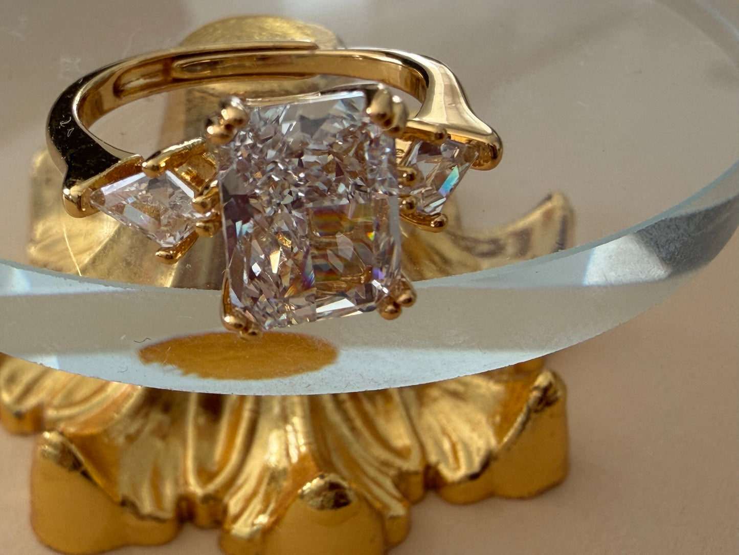 Camgül Ring