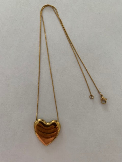 Bensu Heart Necklace