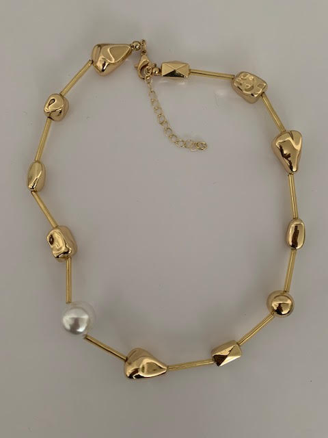 Elina gold Necklace