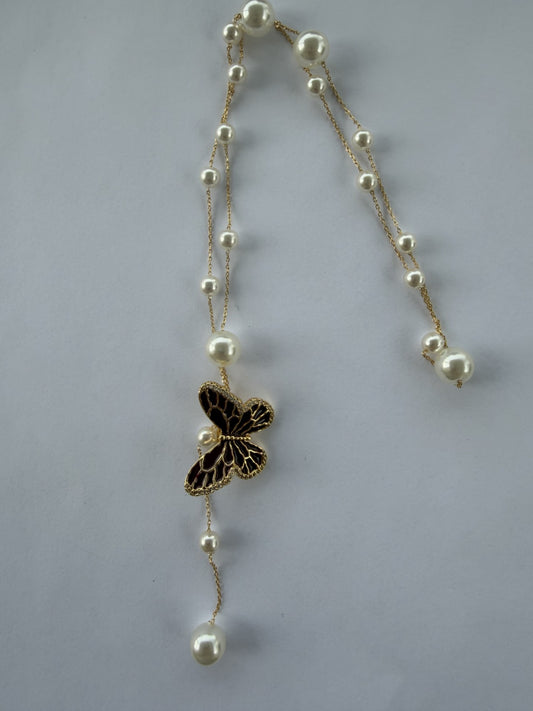 Cila Necklace