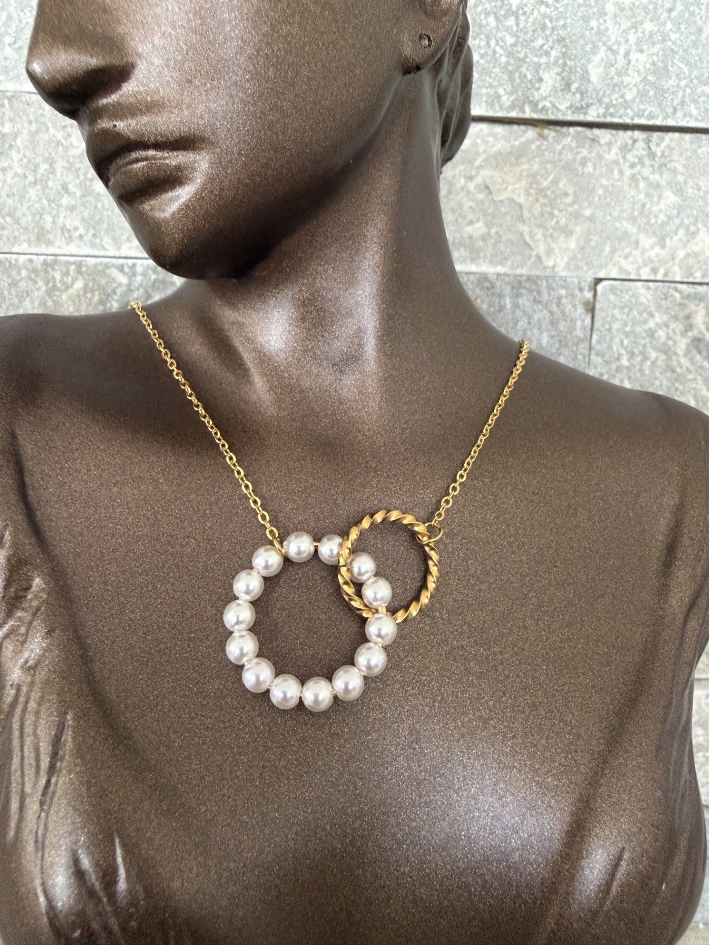Cecina Necklace