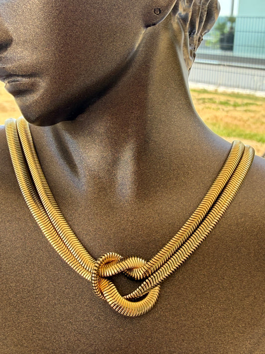 Lili Necklace