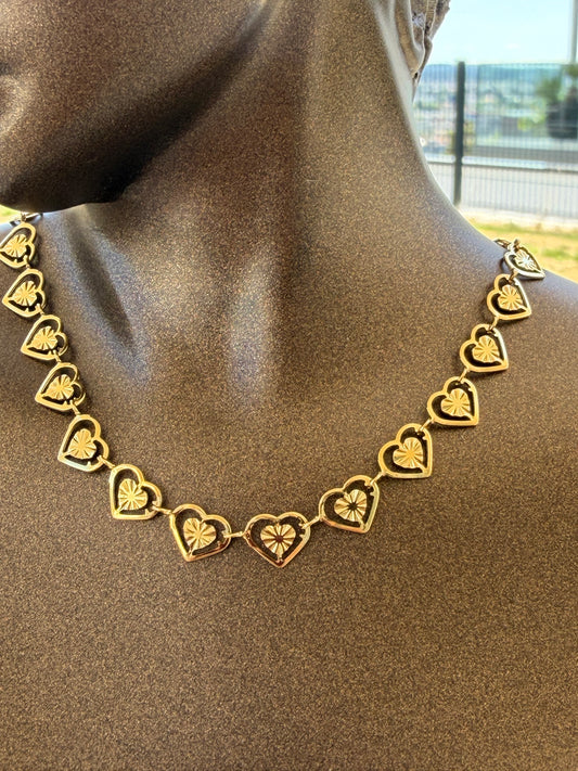 Neli Heart Necklace