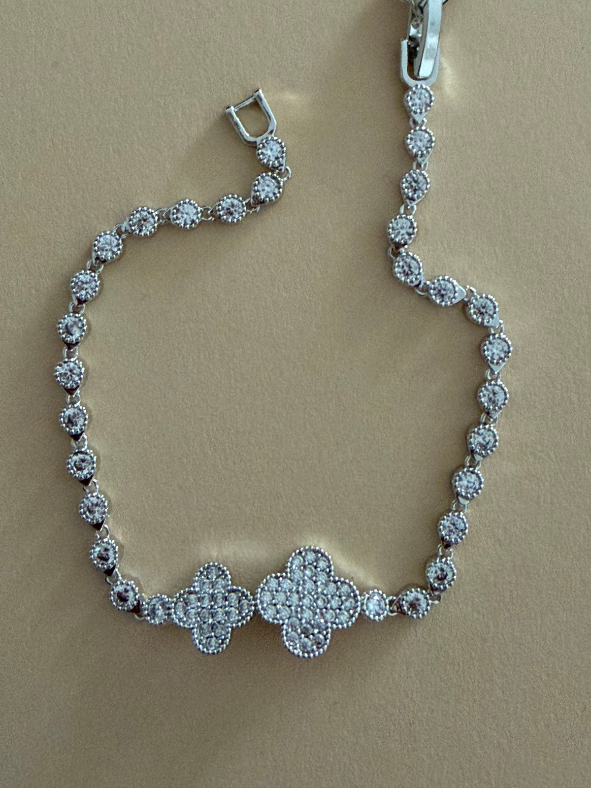 Aisha silver colour Armband