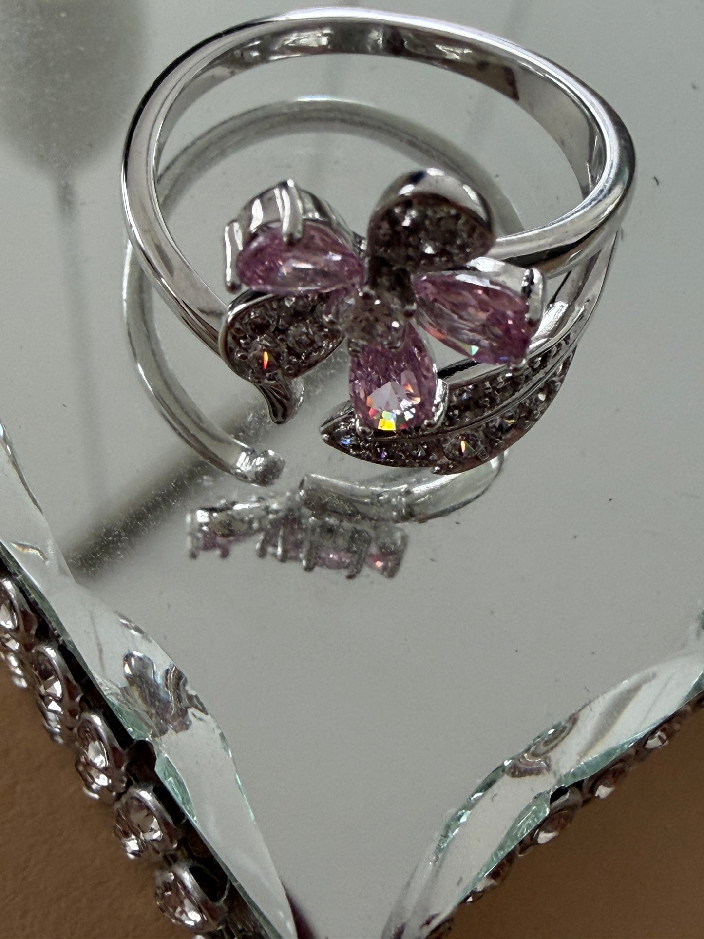 Anila Ring