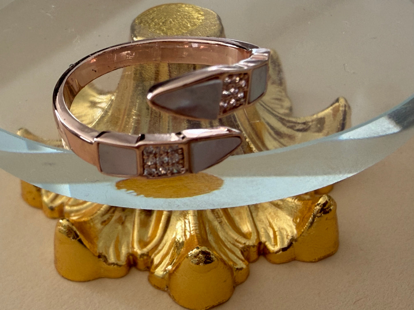 Daba Ring