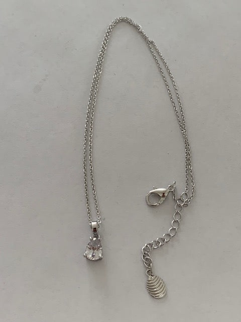 Liata Drop rhodium plated necklace