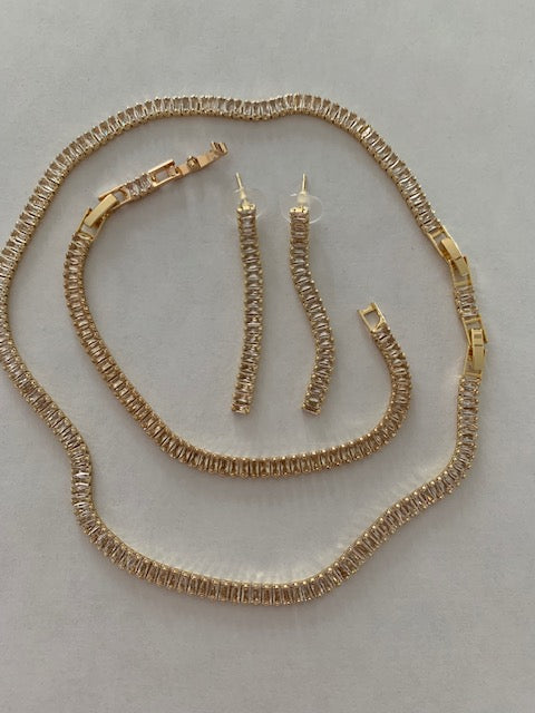 Lira 4 mm zircon stone gold plated jewelery set