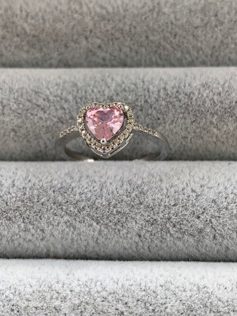 Aisha pink heart Ring